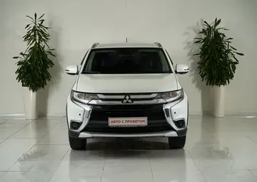 Mitsubishi Outlander Вид 2