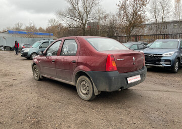 Renault Logan Вид 5