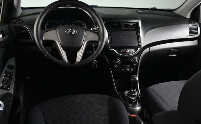 Hyundai Solaris