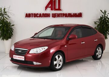 Hyundai Elantra Вид 1